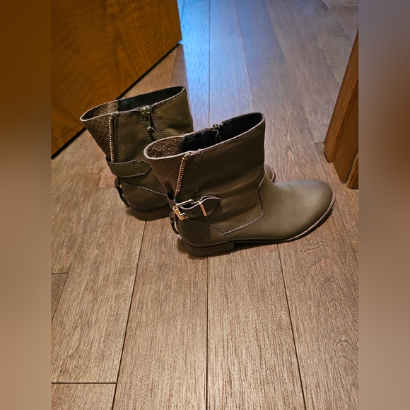 Fall Boots- Aldo-Moto style-New - Picture 1 of 12